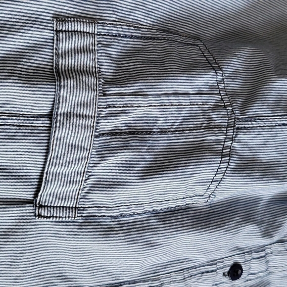 Eighty Eight Platinum blue striped button down shirt with navy seam detail - Picture 4 of 10